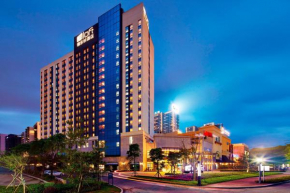 Aloft Dynamic Town
